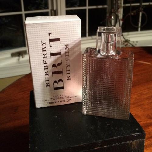 Nước hoa nữ Burberry Brit Rhythm - 90 ml