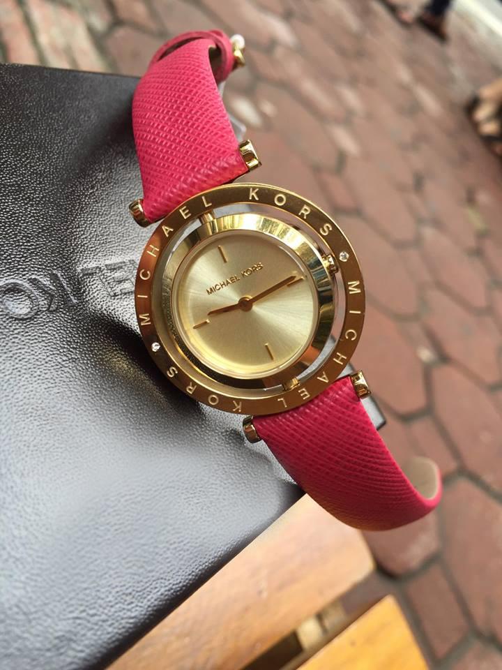 Đồng hồ dây da nữ Michael Kors MK2525