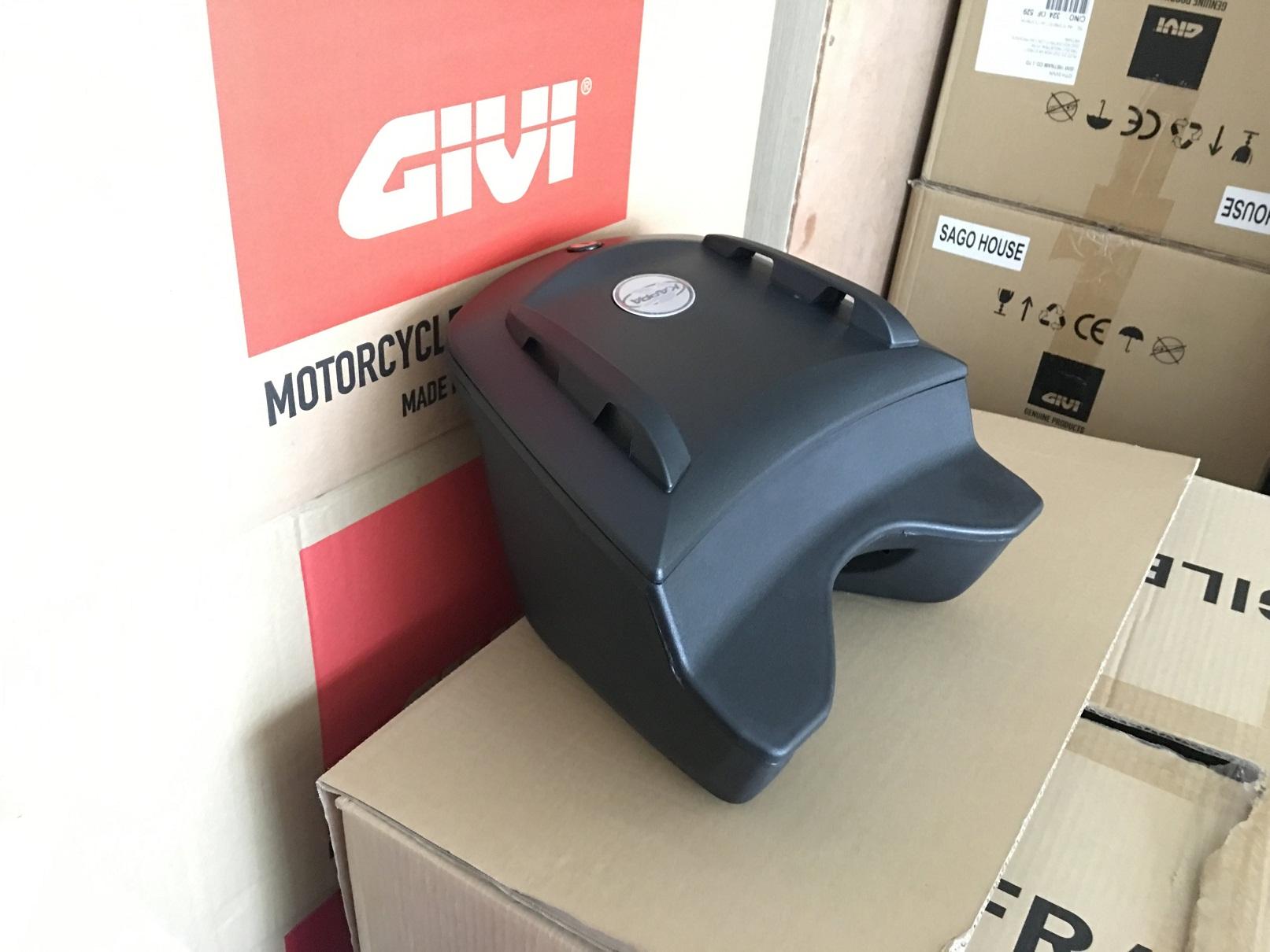 Thùng Giữa Givi K10N Monolock 7.5L