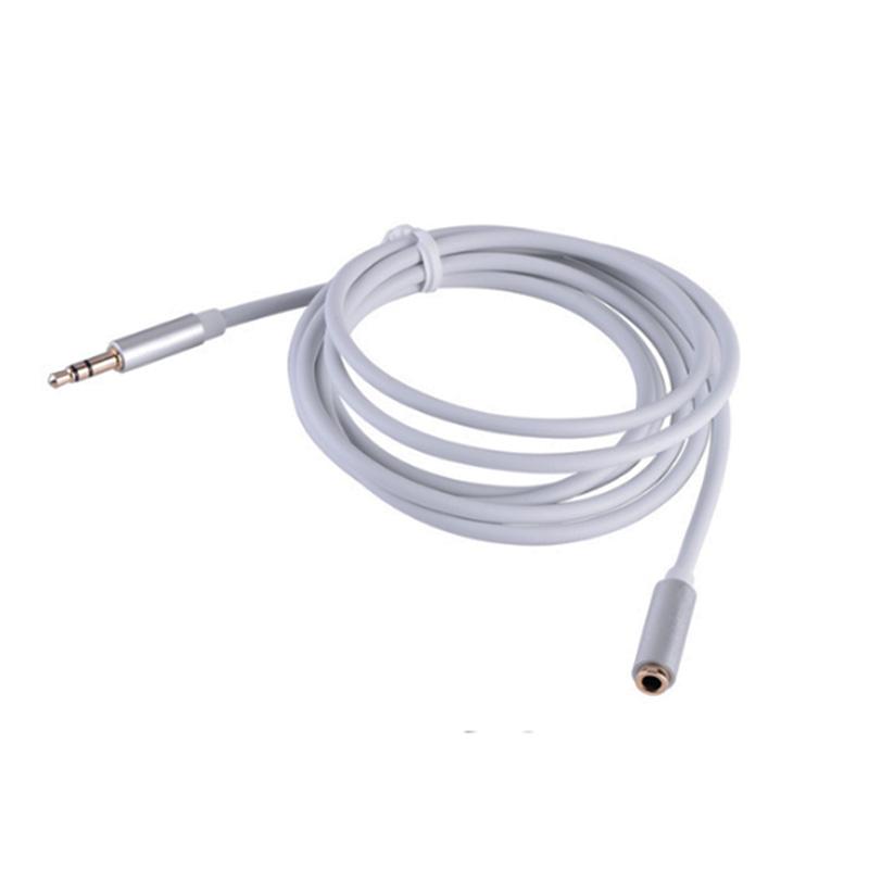 Cáp Audio 3.5mm dài 1,5m Ugreen 10775