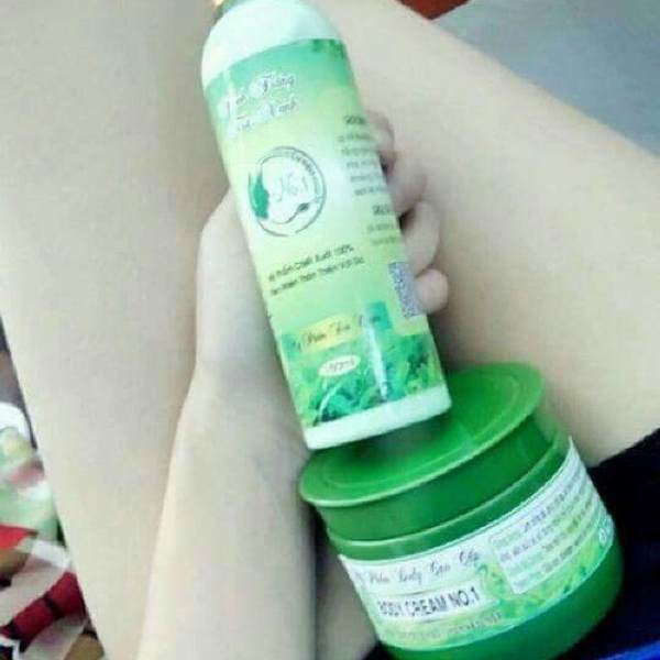 Sữa Tắm Kích Trắng Trà Xanh