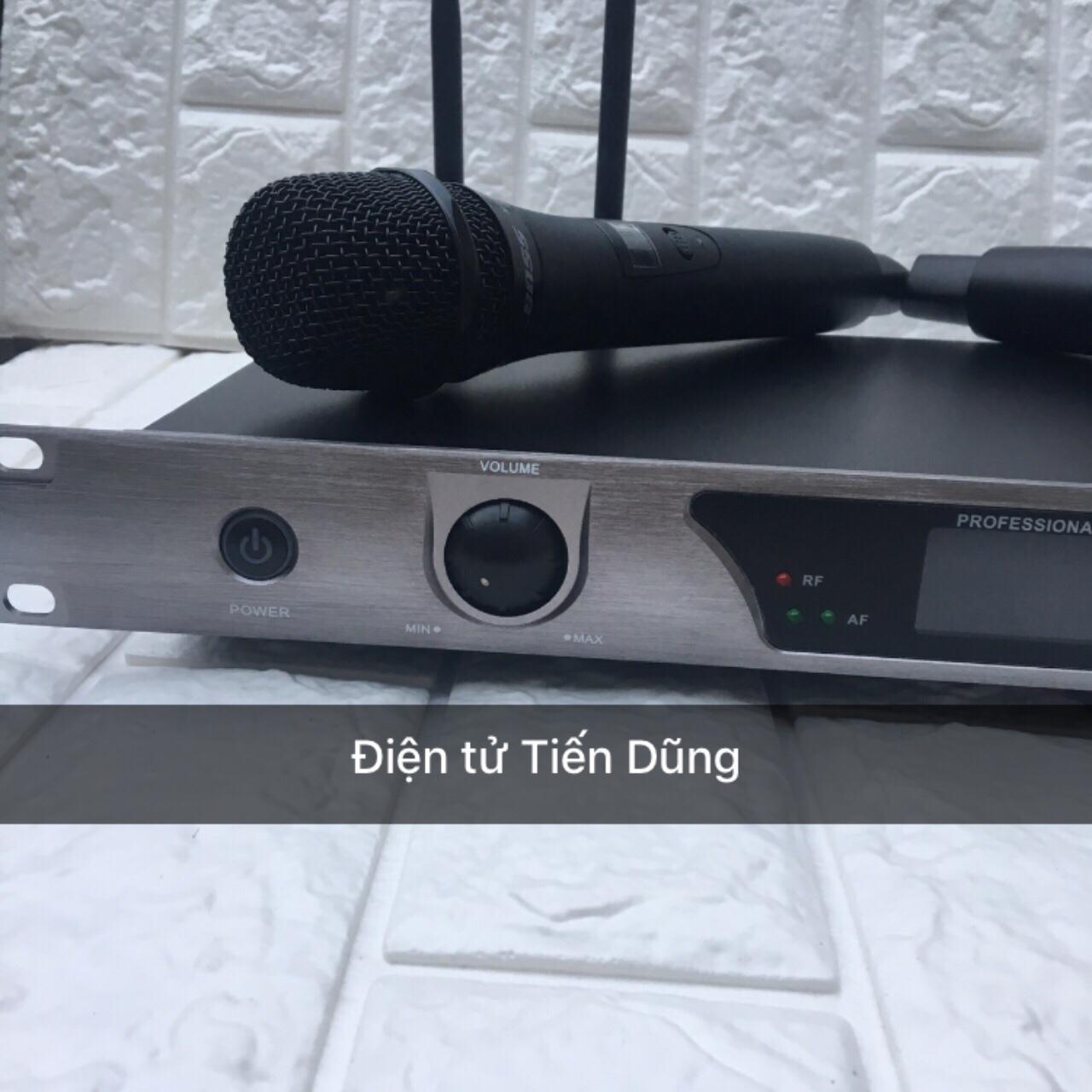 Micro karaoke không dây Bose MT-990