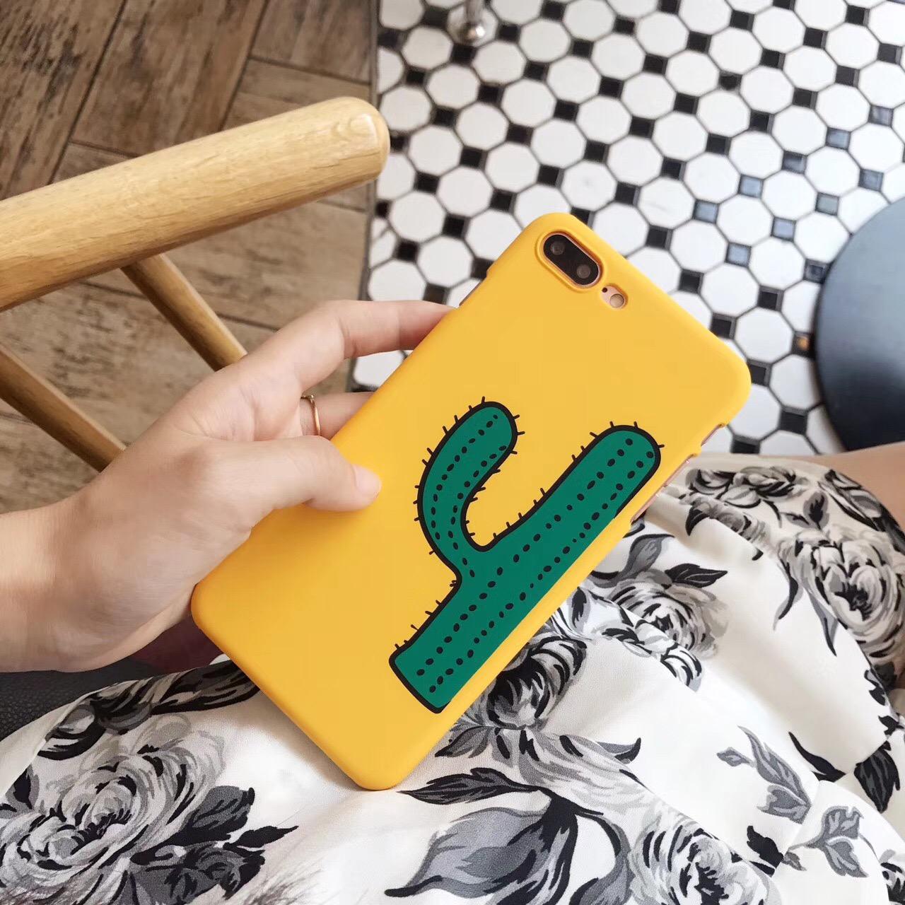 Bọc sạc hình thú vui nhộn dành cho Iphone