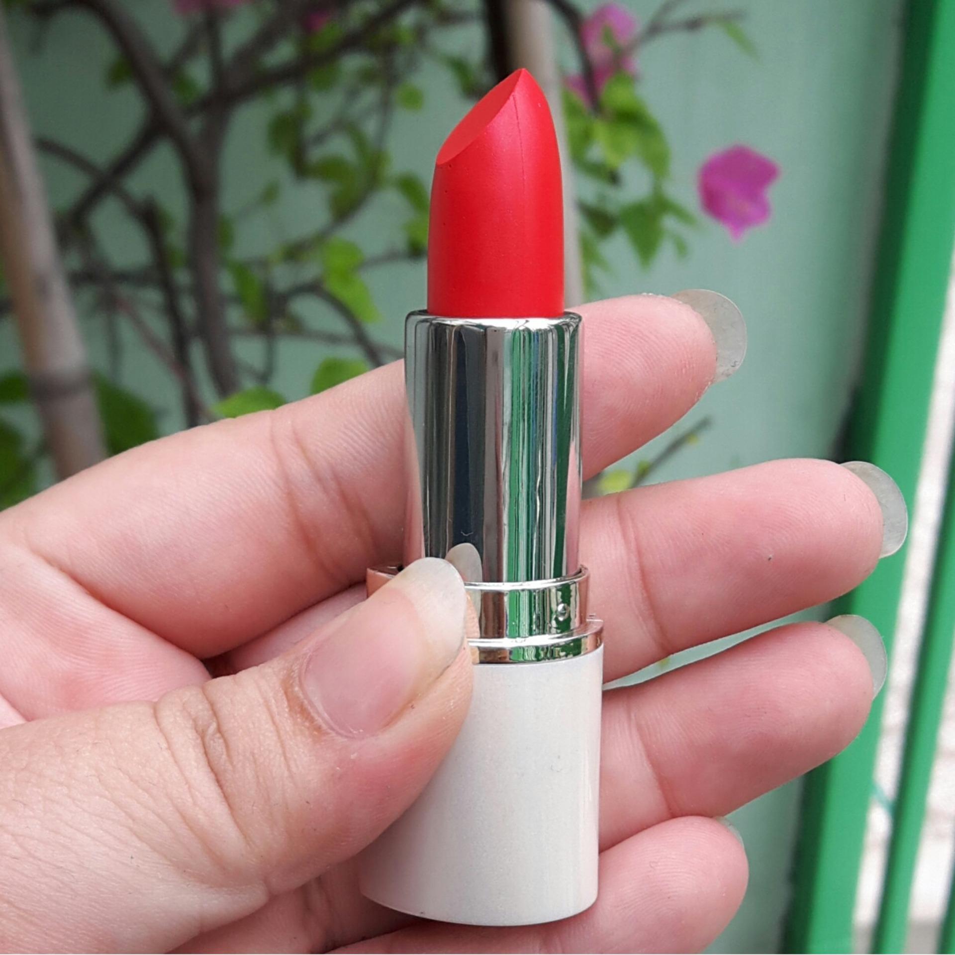 Son lì Mistine trị thâm chứa Vitamin E dưỡng môi