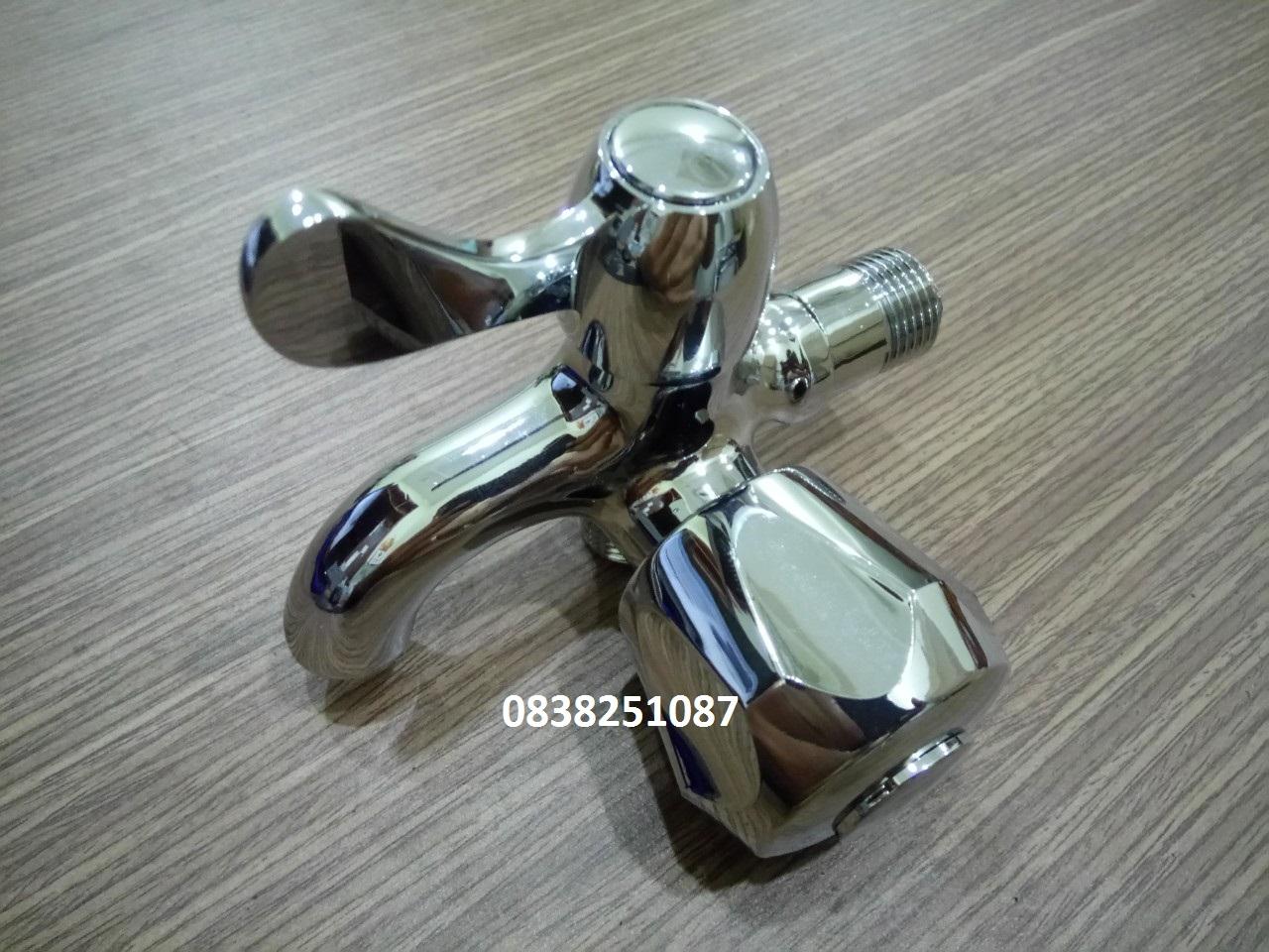 Vòi củ sen lạnh CS712