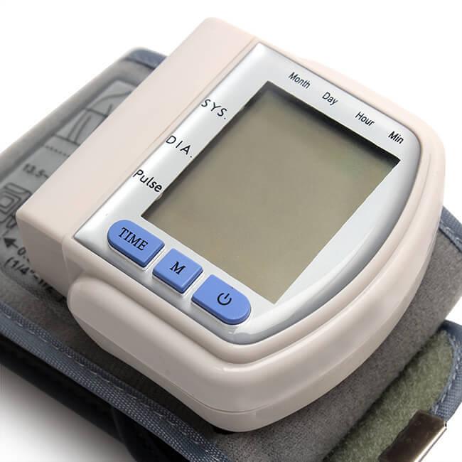 Máy Đo Huyết Áp Cổ Tay Kasumi CK-102S