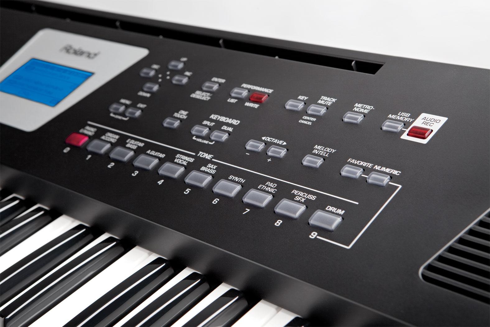 Đàn organ Roland BK-3