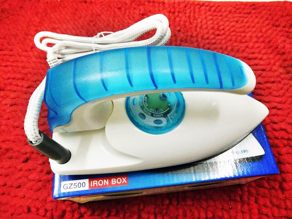Bàn ủi/Bàn là Philips GZ500