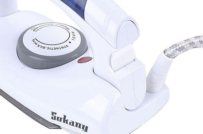 Bàn là/bàn ủi hơi nước Sokany 6047