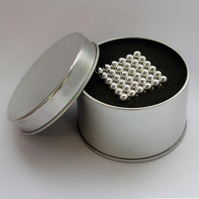 Nam châm Buckyballs 5mm màu Bạc 216 viên