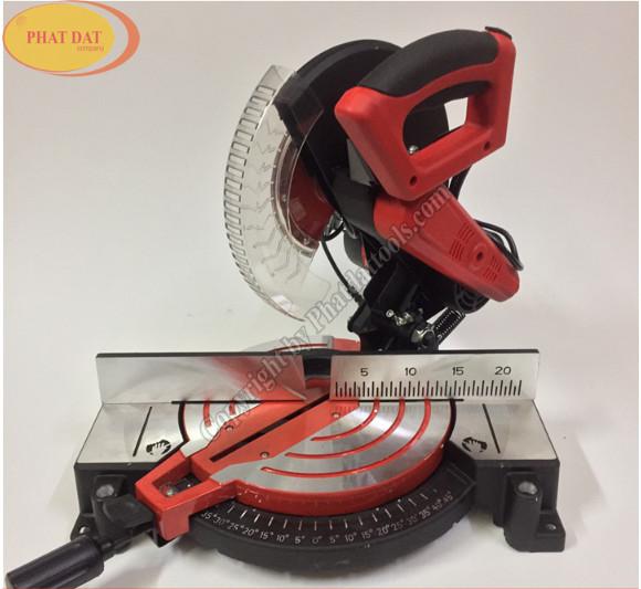 Máy cắt Maktec MT255