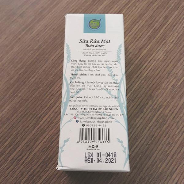 Sữa rửa mặt tinh chất gạo Cung Đình