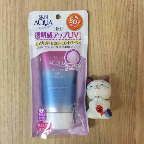 KEM CHỐNG NẮNG SKIN AQUA TONE UP UV SPF 50+ PA++++