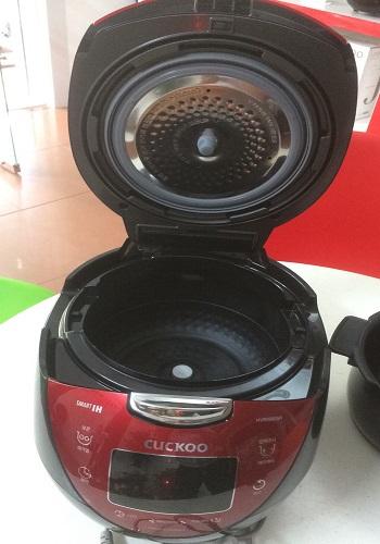 Nồi cơm điện CUCKOO CRP-HVB0680SR