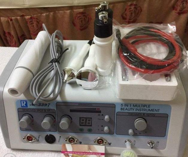 Máy chăm sóc da mặt 5 trong 1 m-3397