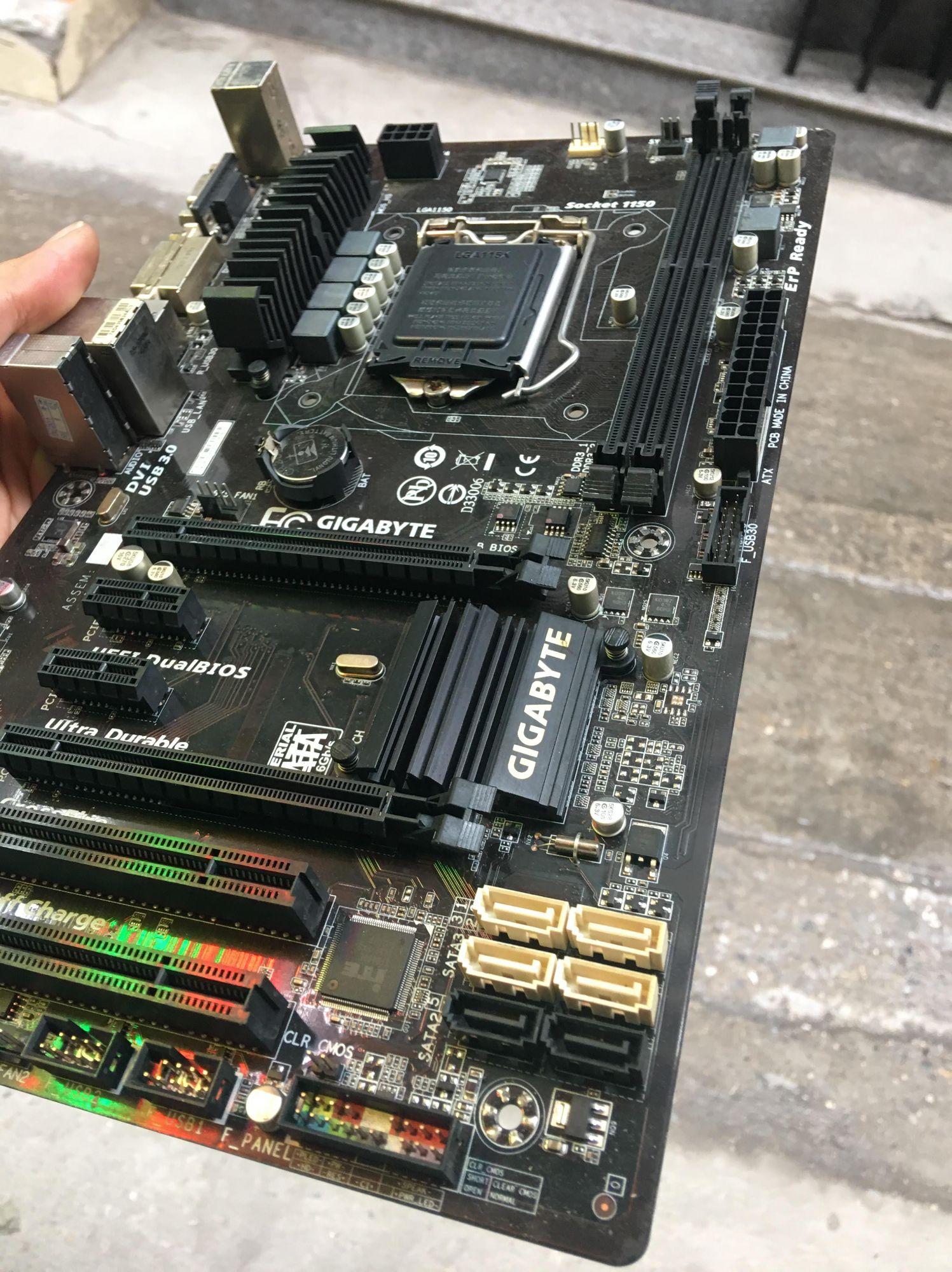 Mainboard Gigabyte B85M-D3V