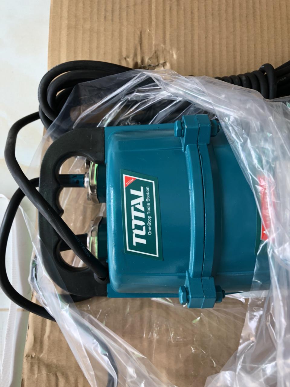 MÁY BƠM CHÌM NƯỚC SẠCH TOTAL TWP67501