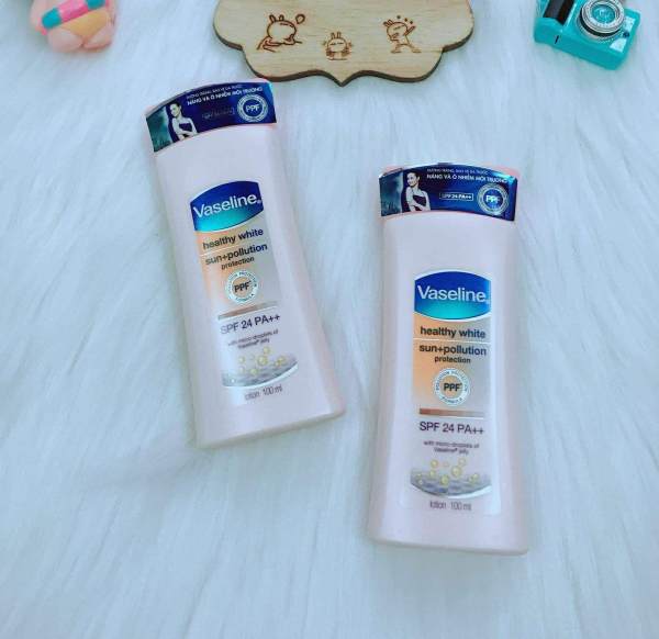 Sữa dưỡng thể vaselin chống nắng và ô nhiễm môi trường 100ml