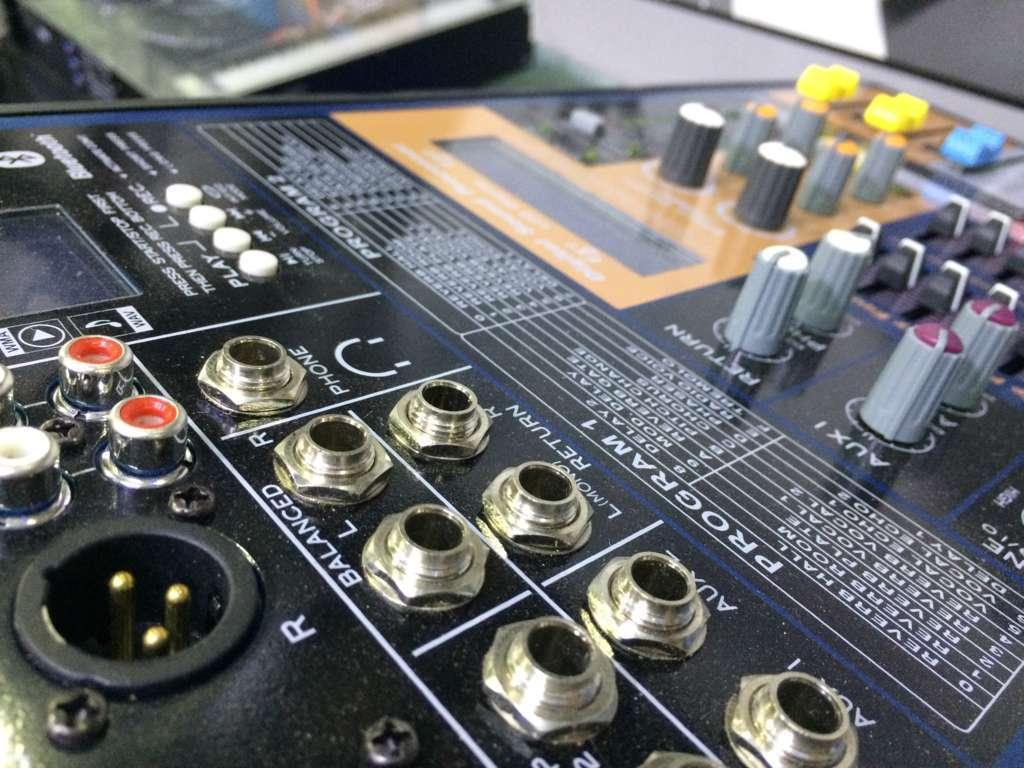 Mixer Soundcraft PMX-806D