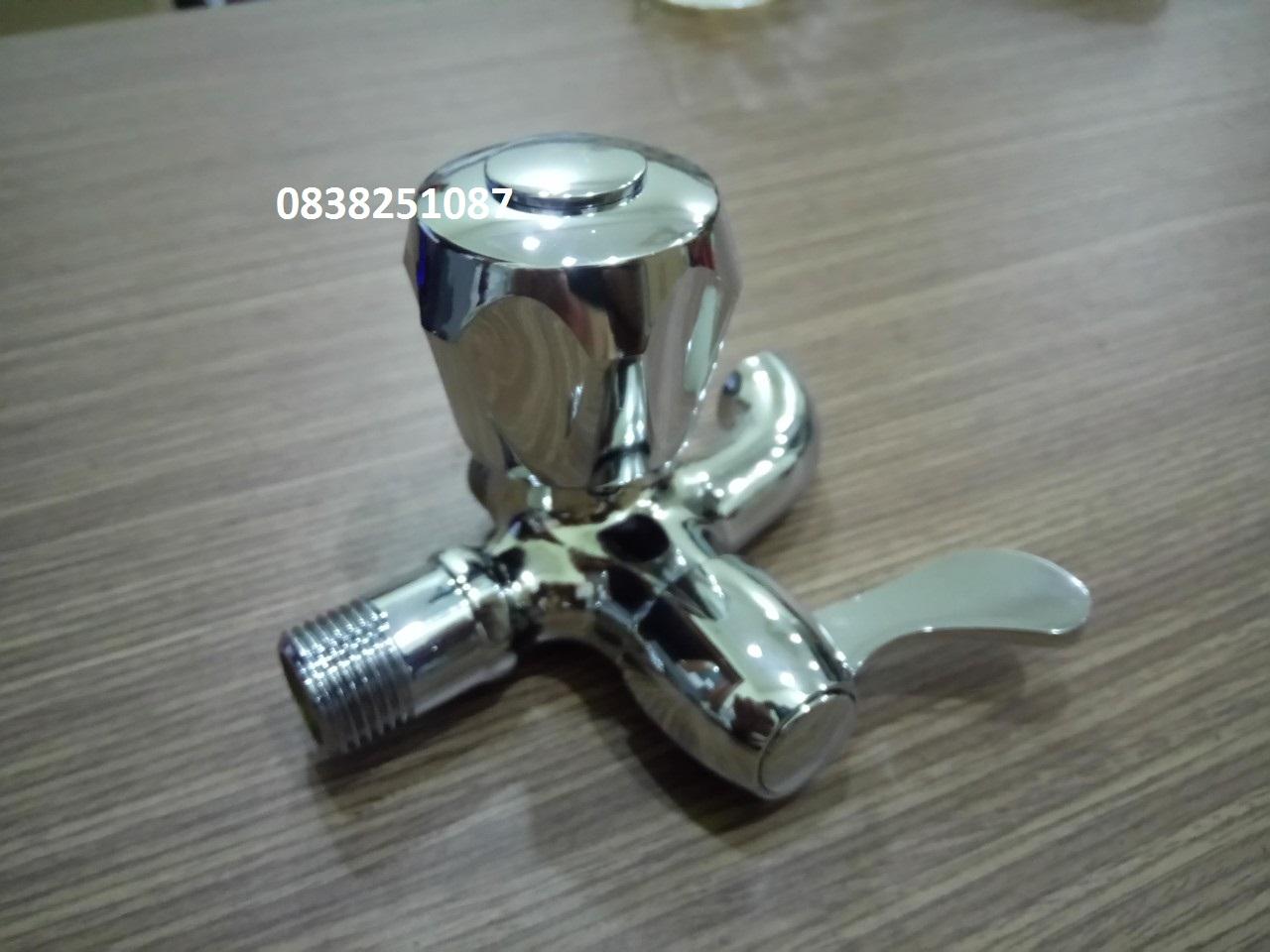 Vòi củ sen lạnh CS712