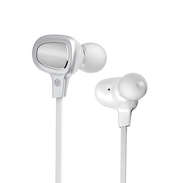 Tai nghe Bluetooth Baseus B15