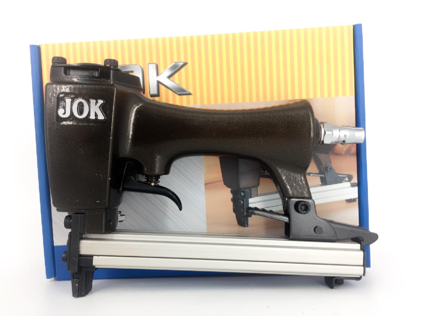 Súng bắn đinh Jok 1013J