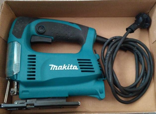 Máy cưa lọng Makita 4326