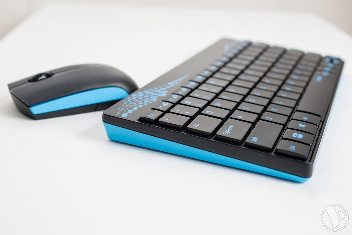 Bộ bàn phím chuột Rapoo 8000