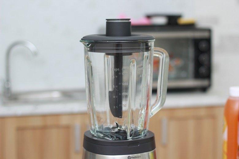 Máy xay sinh tố Philips HR2195