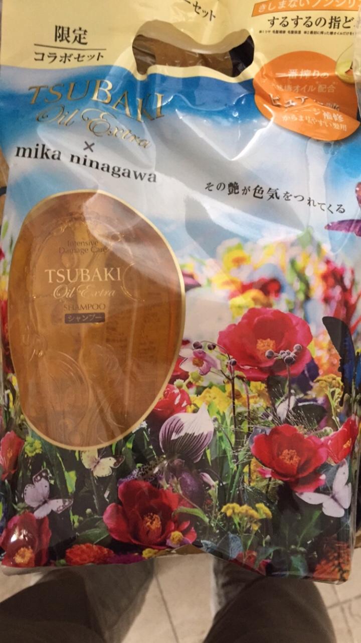 Dầu gội và dầu xả Shiseido Tsubaki Oil Extra - Màu hồng