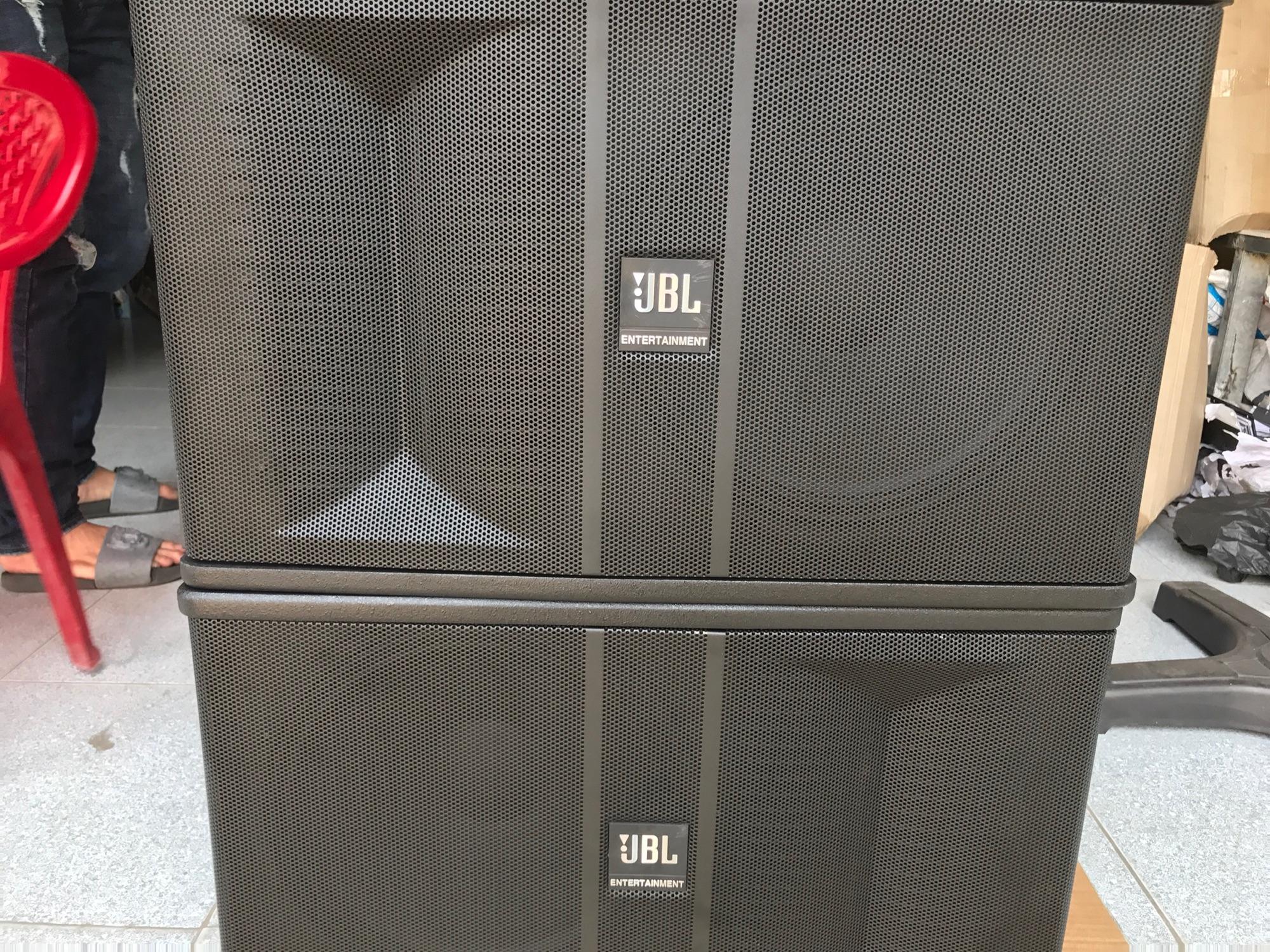 Loa JBL KI82