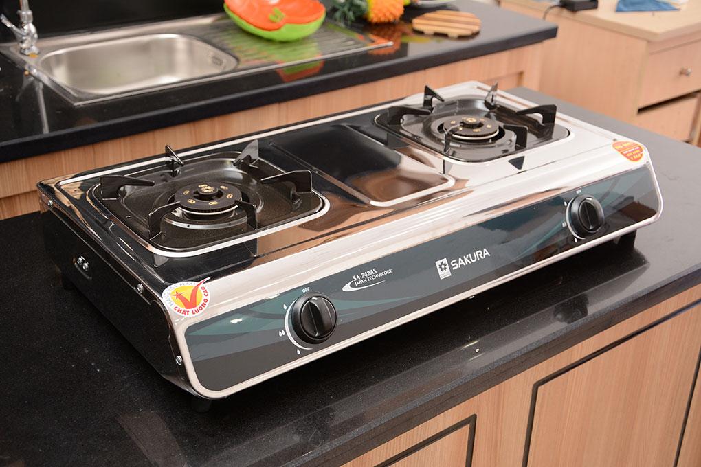 Bếp gas dương Sakura SA742AS (SA-742AS)