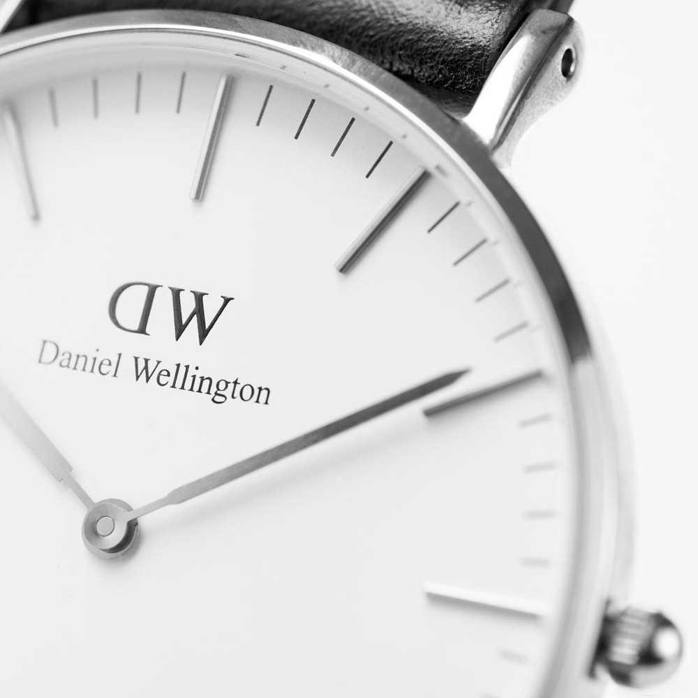 Đồng hồ nam Daniel Wellington DW00100023