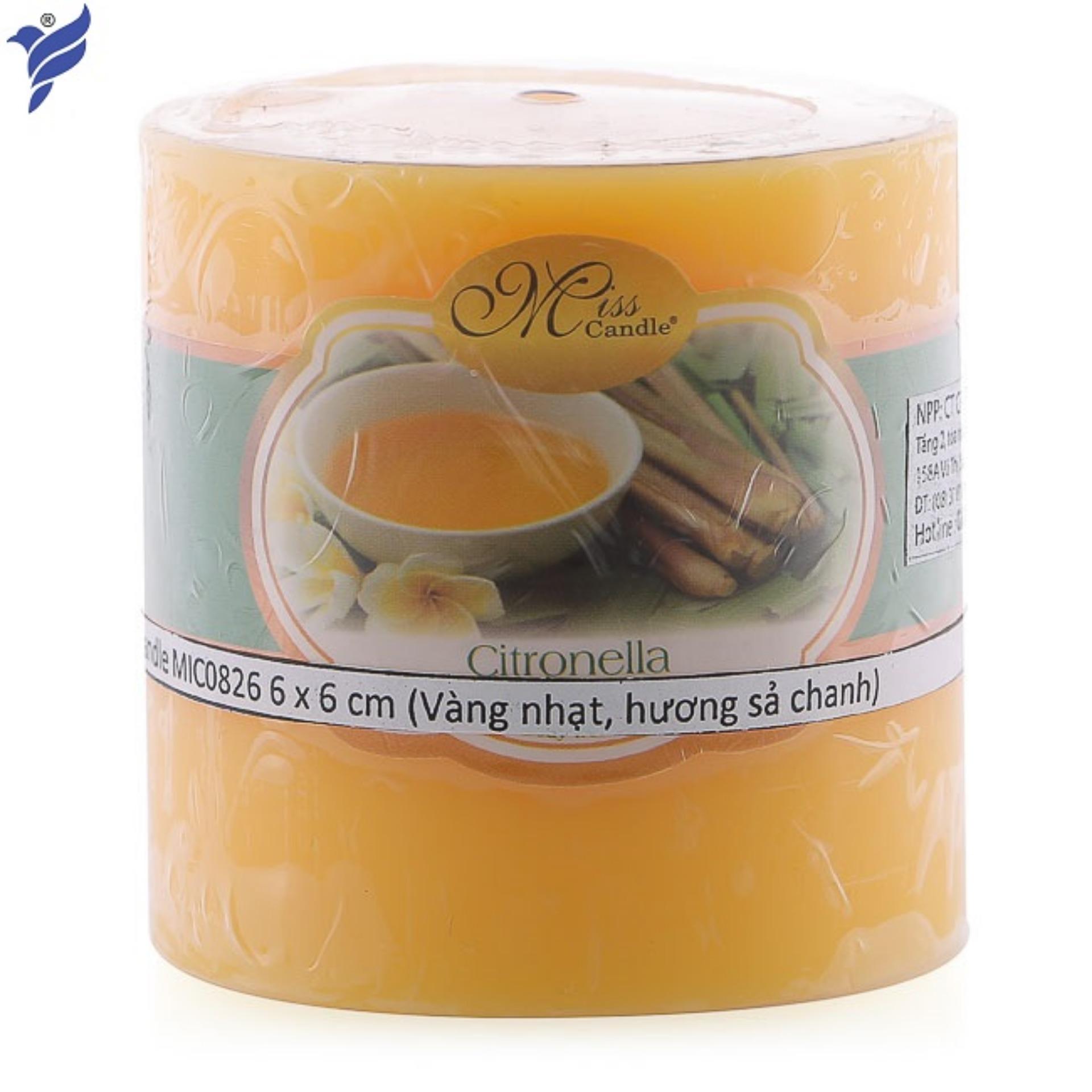 NẾN THƠM TRỤ TRÒN D6H6 MISS CANDLE MIC0826 VÀNG HƯƠNG SẢ CHANH