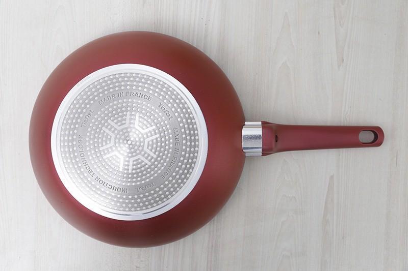 CHẢO XÀO TEFAL CHARACTER 28CM