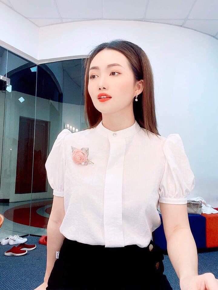 Áo Thun Nữ Champion Trần Doanh D121