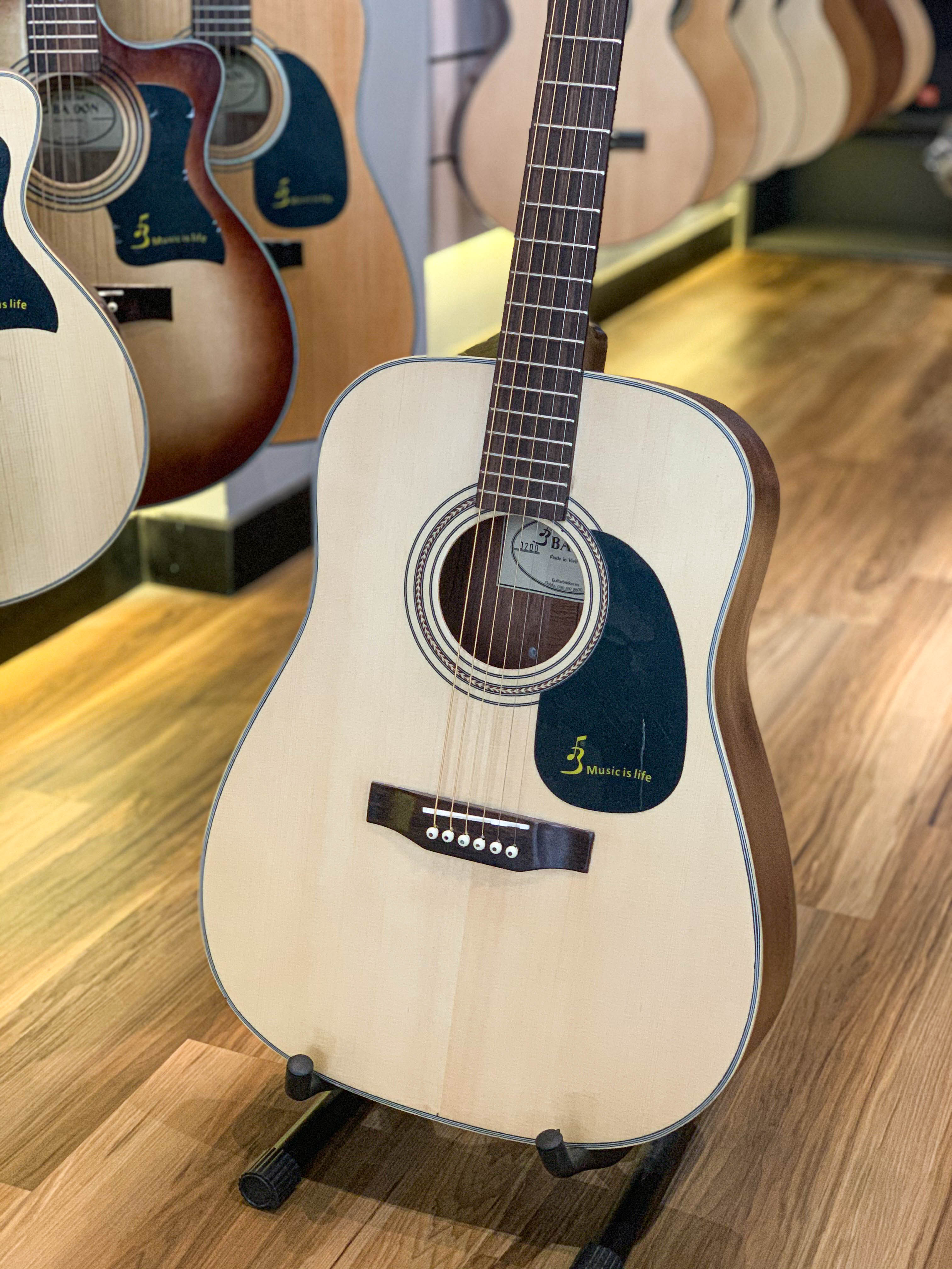 Đàn Guitar Acoustic Ba Đờn D200