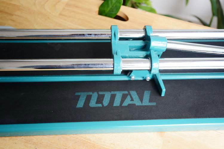 Bàn cắt gạch men Total THT576004 600mm