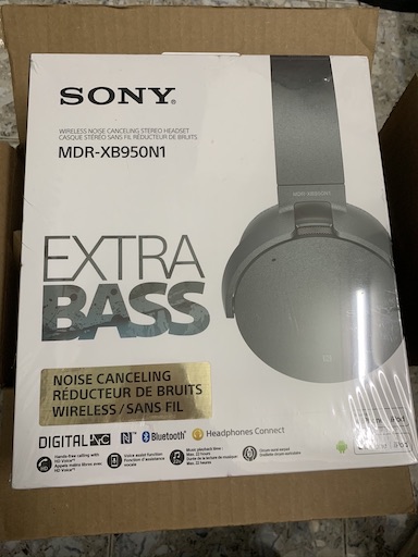 Tai nghe chụp tai Sony MDR-XB950N1