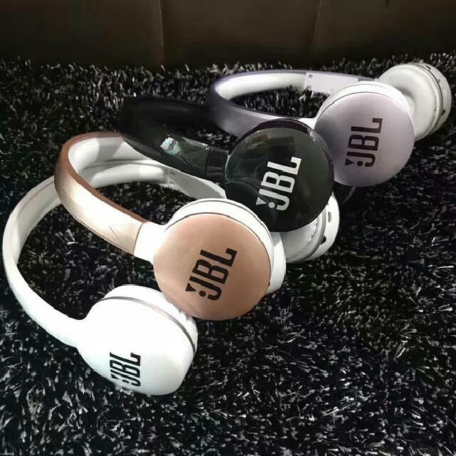 Tai nghe Bluetooth JBL B74