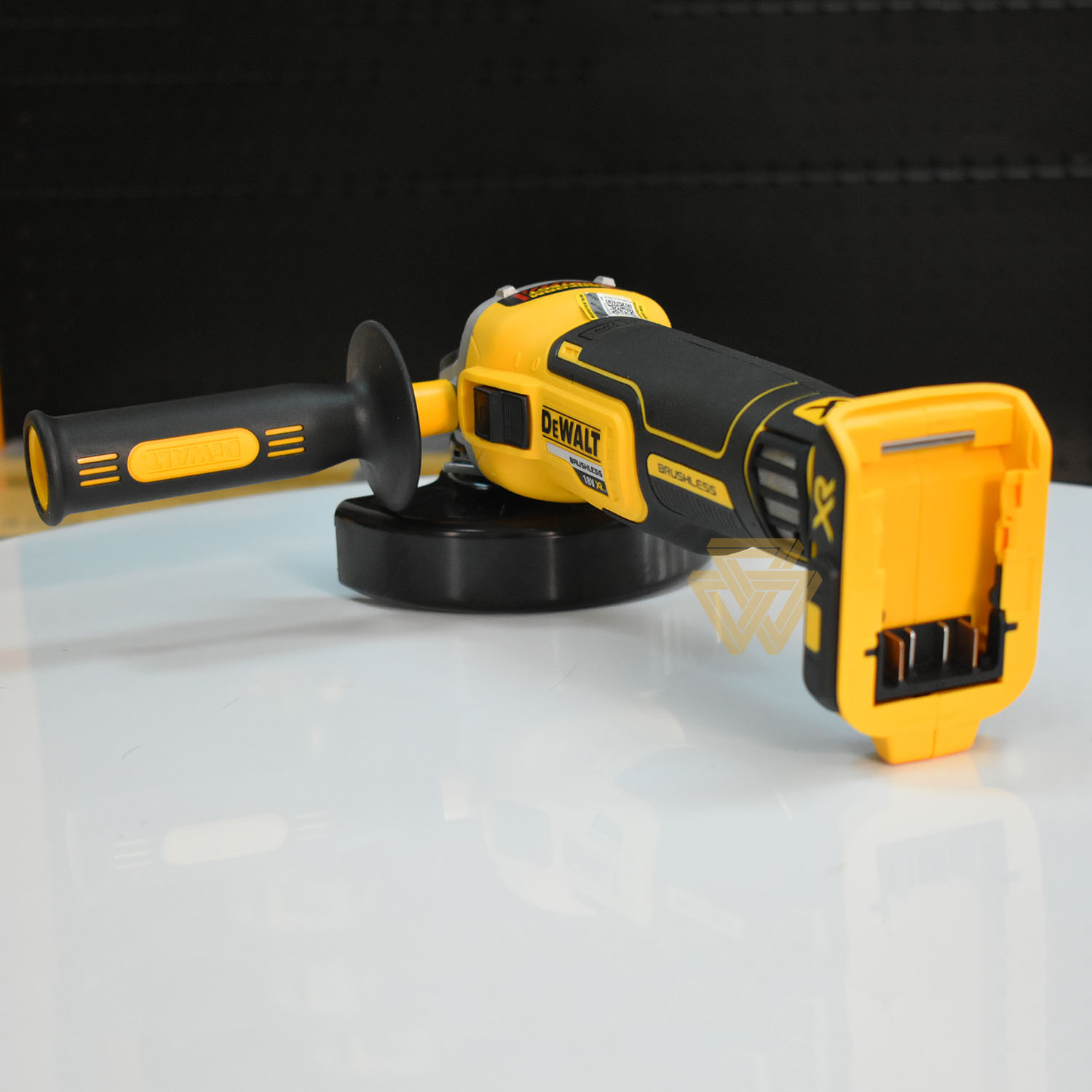 MÁY MÀI GÓC DEWALT DCG405N