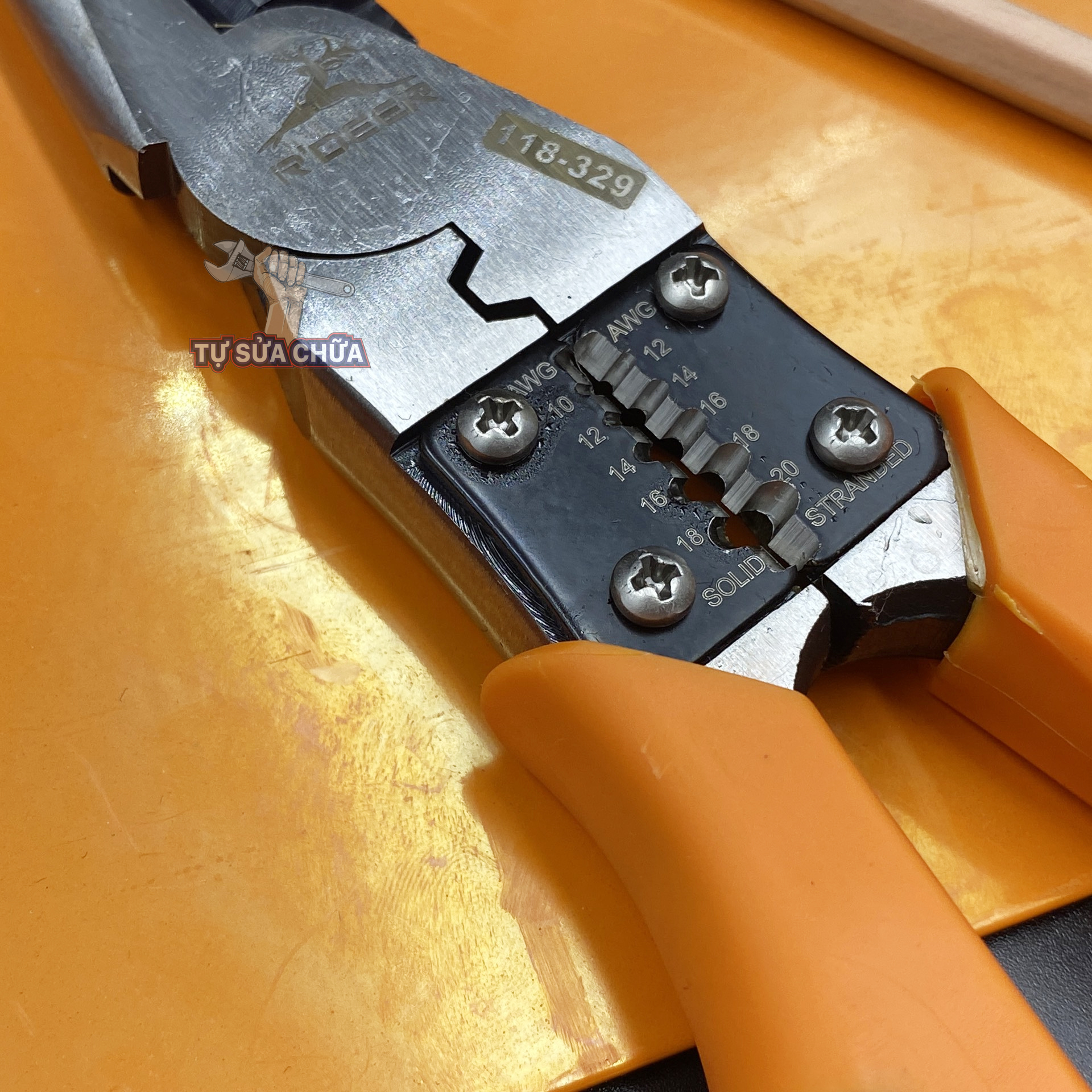 KÌM ĐIỆN MŨI NHỌN R'DEER RT 118-329