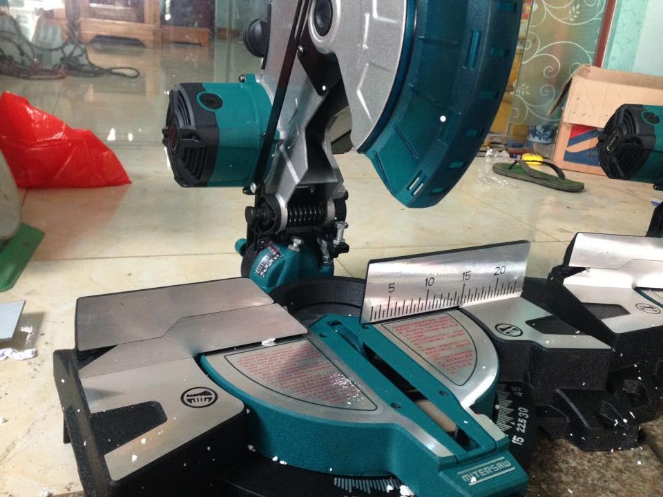 MÁY CẮT NHÔM DOBEN
