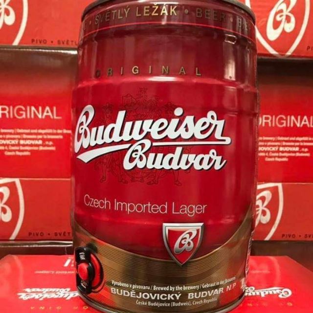 Bia Bom Budweiser Budvar 5L