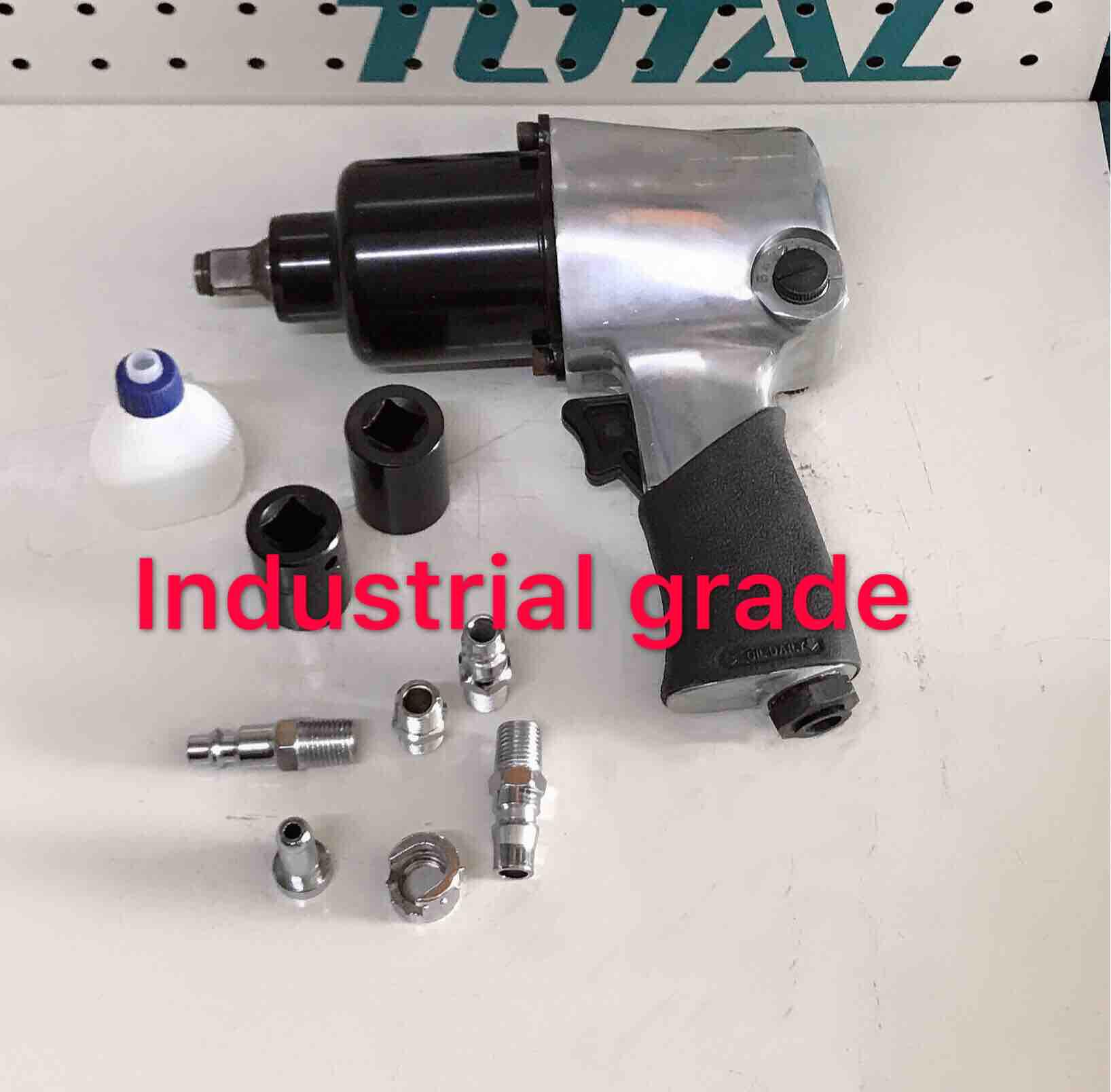 DỤNG CỤ VẶN BULOONG TOTAL TAT40121
