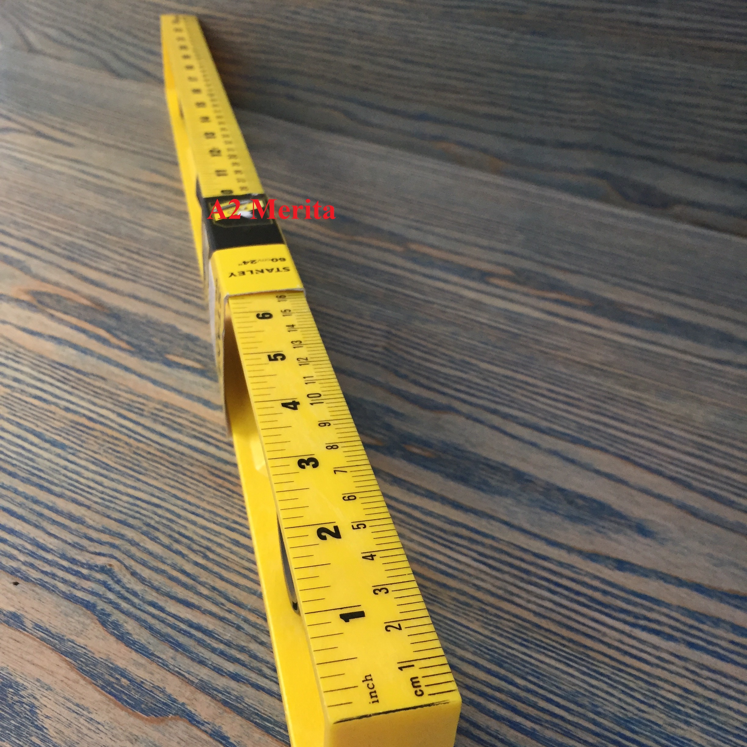 THƯỚC THỦY NHỰA STANLEY STHT42468-8