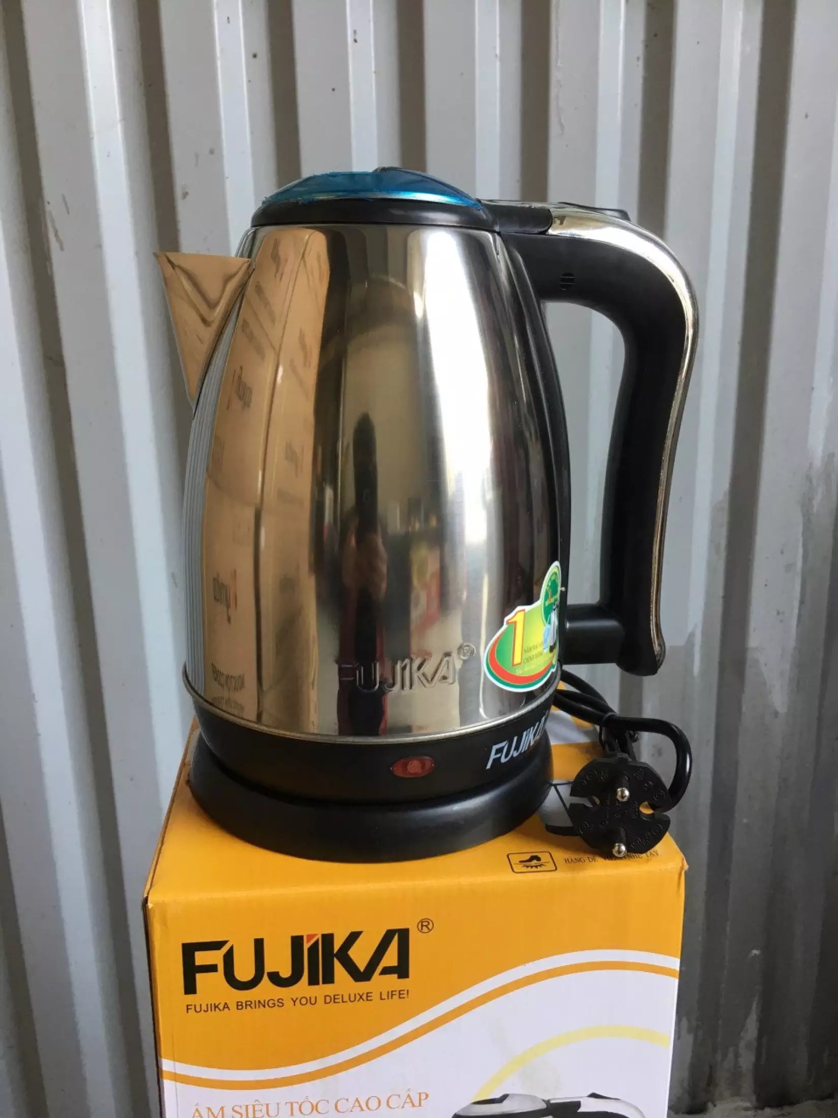 Ấm siêu tốc Fujika FJ-18 1.8L