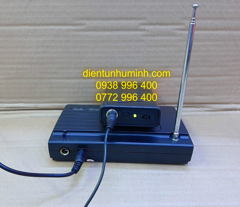 Micro không dây cài đầu Davidson V-224