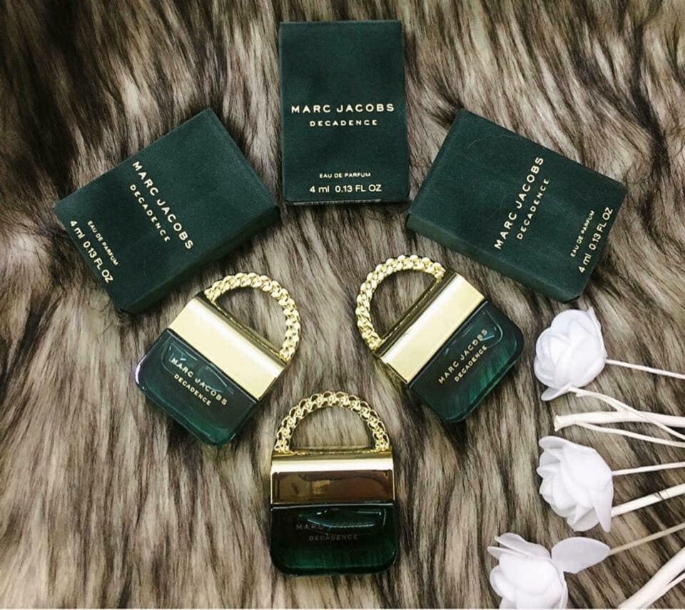 Nước hoa Nữ MARC JACOBS Decadence EDP 4ml