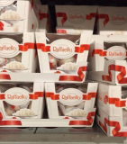 Bộ 2 chocolate Raffaello bọc dừa 300g Đức